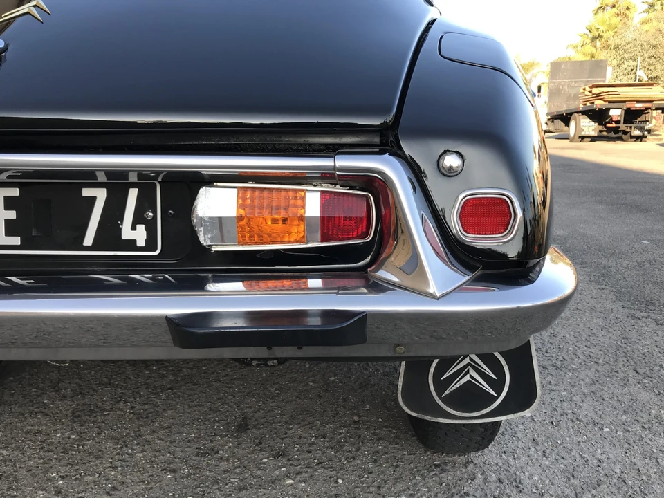 1967 Citroen DS19 - Image 10 of 31