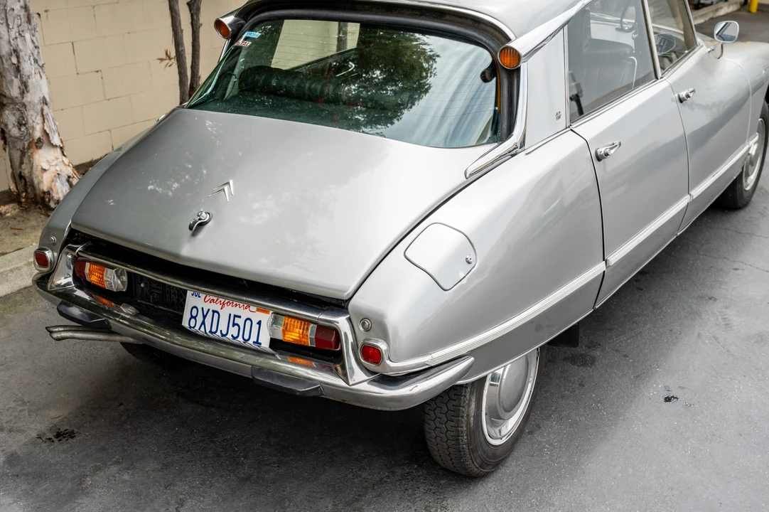 1967 Citroen DS19 - Image 17 of 31