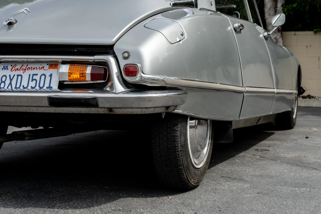 1967 Citroen DS19 - Image 16 of 31