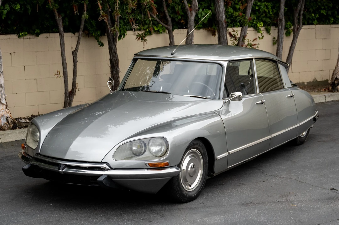 1967 Citroen DS19 - Image 2 of 31