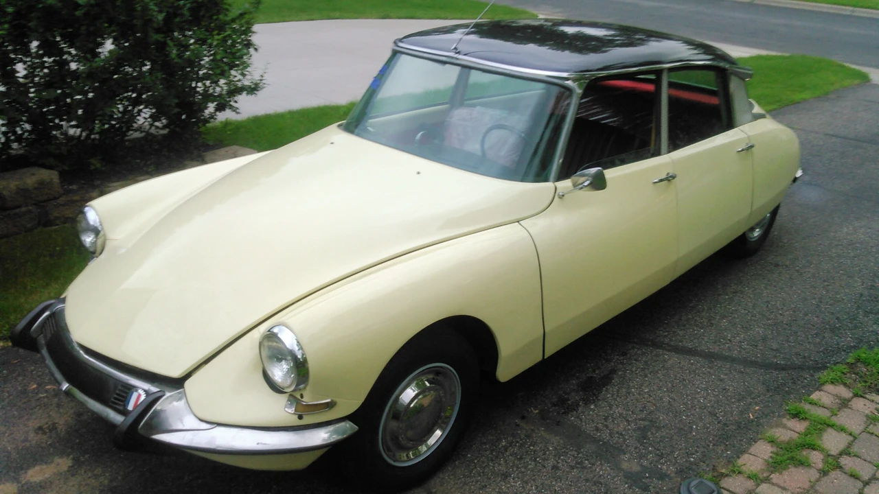 1967 Citroen DS21 - Image 13 of 31