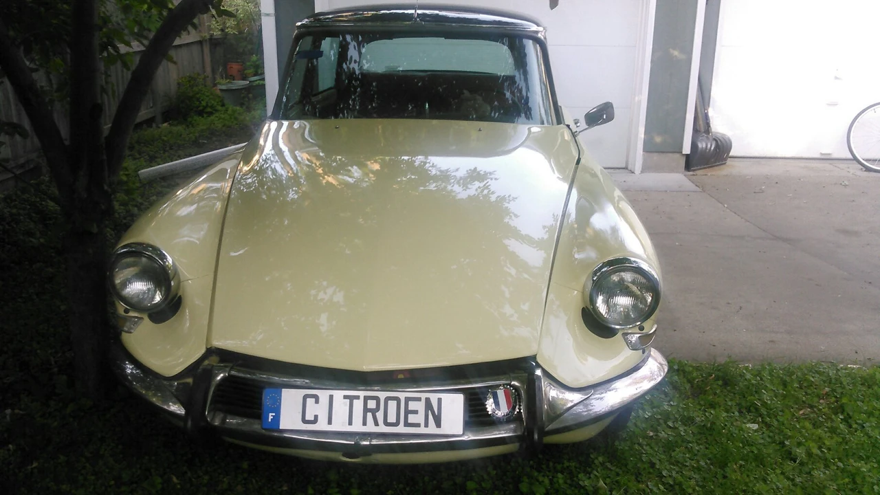 1967 Citroen DS21 - Image 14 of 31