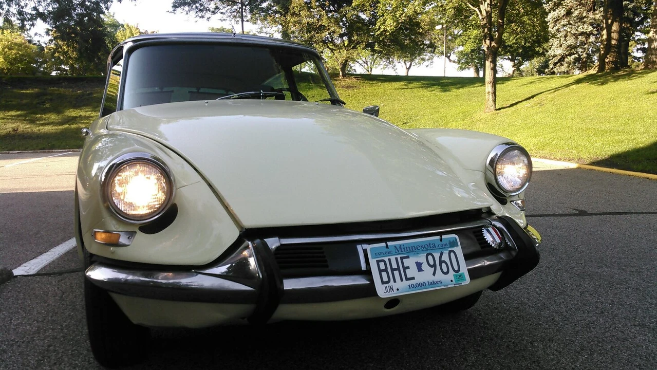 1967 Citroen DS21 - Image 2 of 31