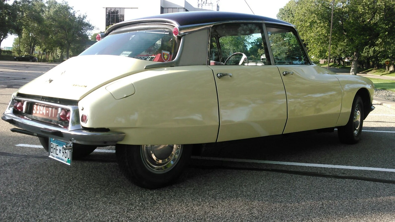 1967 Citroen DS21 - Image 5 of 31