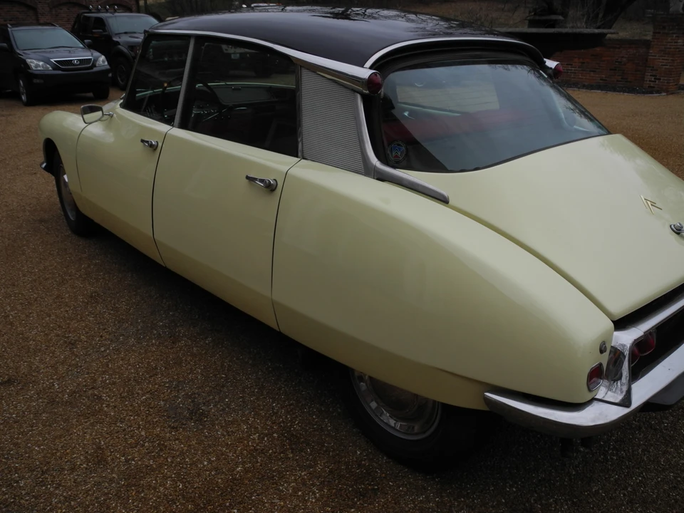 1967 Citroen DS21 - Image 21 of 31