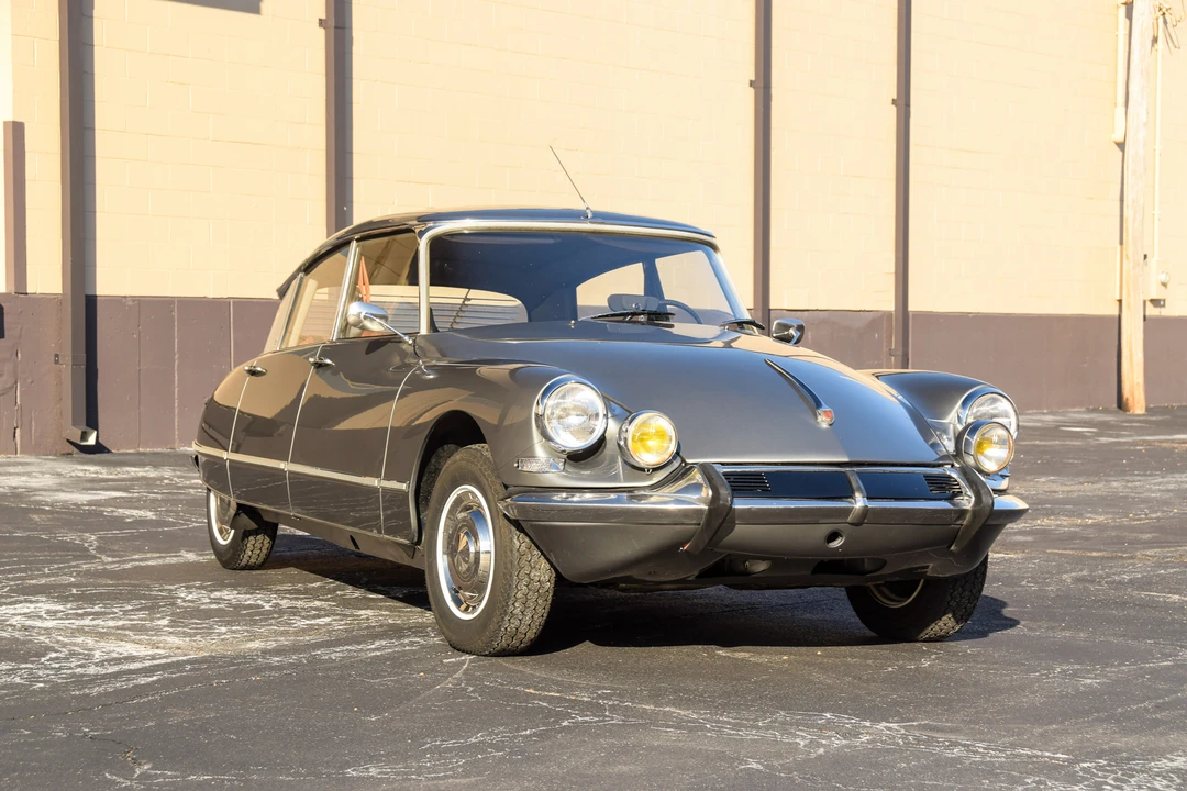 1967 Citroen DS21 - Image 13 of 31