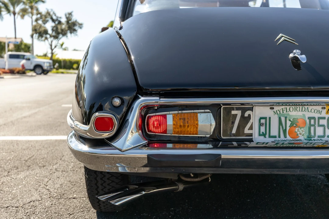 1967 Citroen DS21 - Image 14 of 31