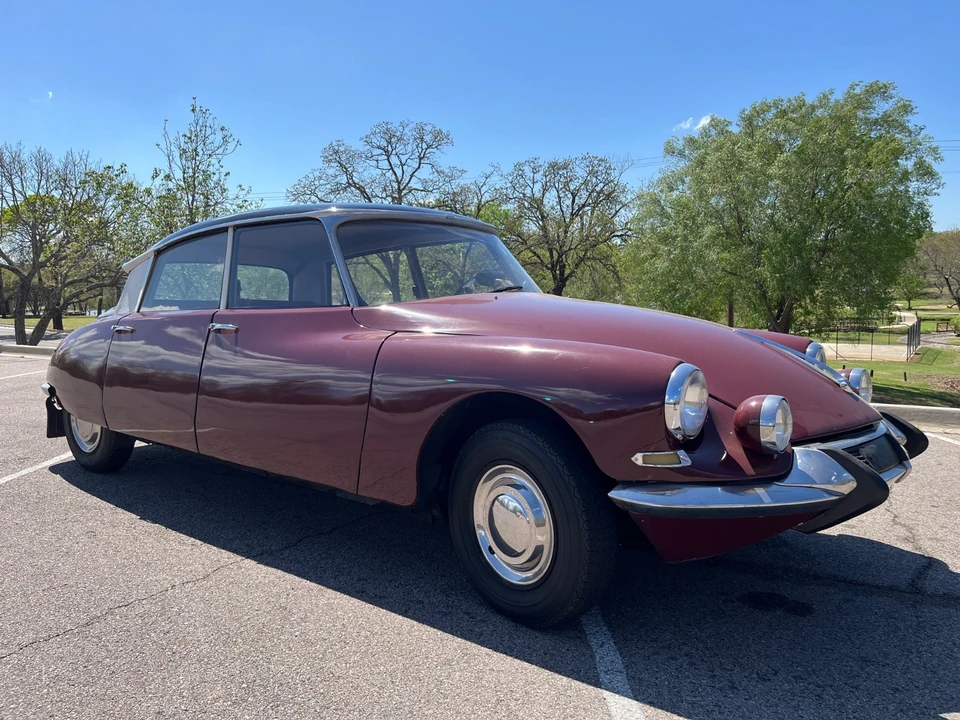 1967 Citroen DS19 - Image 13 of 21