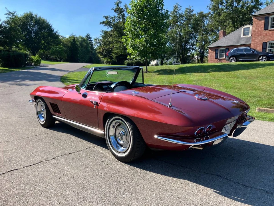 1967 Chevrolet Corvette C2 - Image 10 of 12