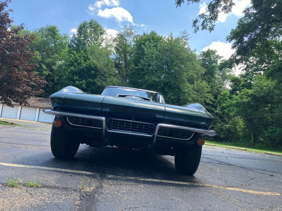 1967 Chevrolet Corvette C2 - Image 2 of 10