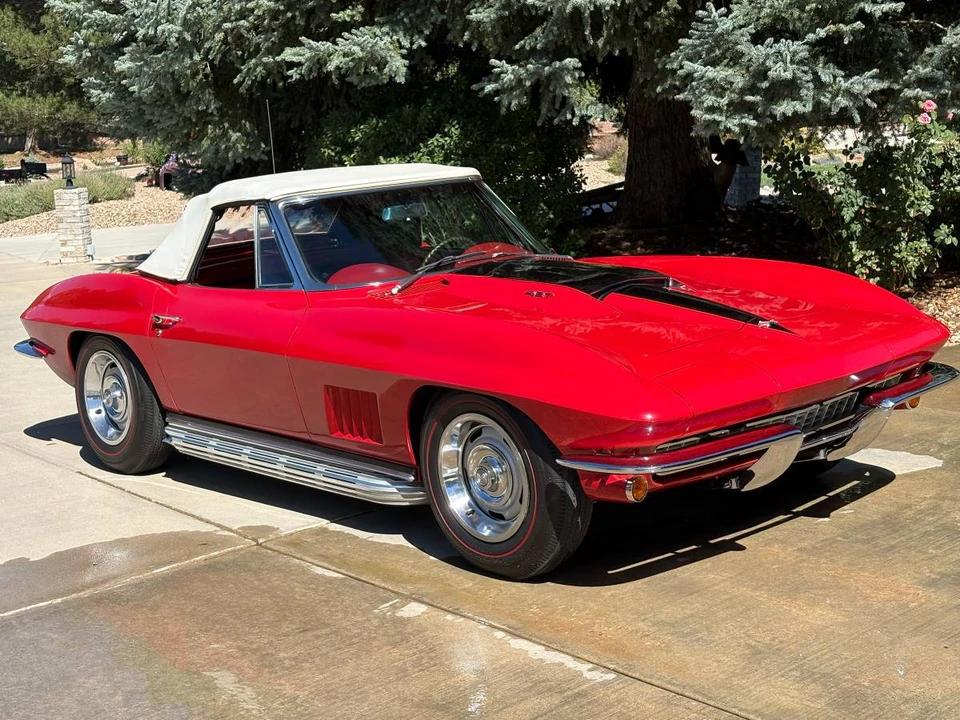 1967 Chevrolet Corvette C2 427 - Image 12 of 19