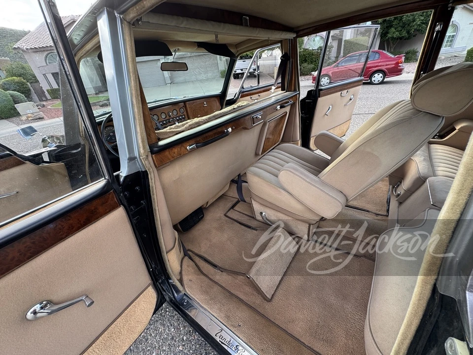 1967 Daimler - Image 13 of 16
