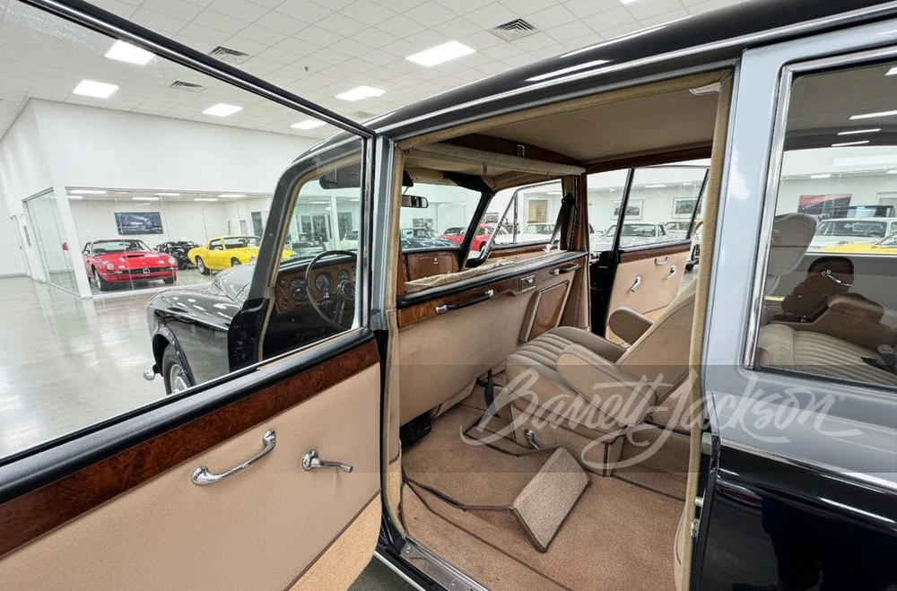 1967 Daimler - Image 16 of 16