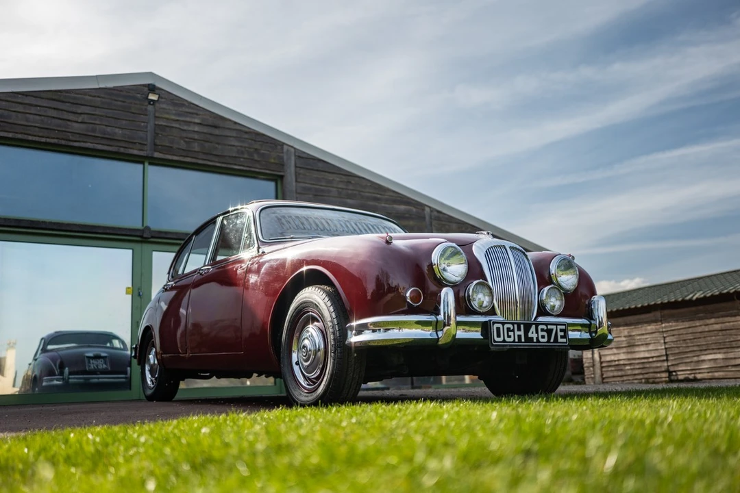 1967 Daimler SP250 - Image 10 of 30