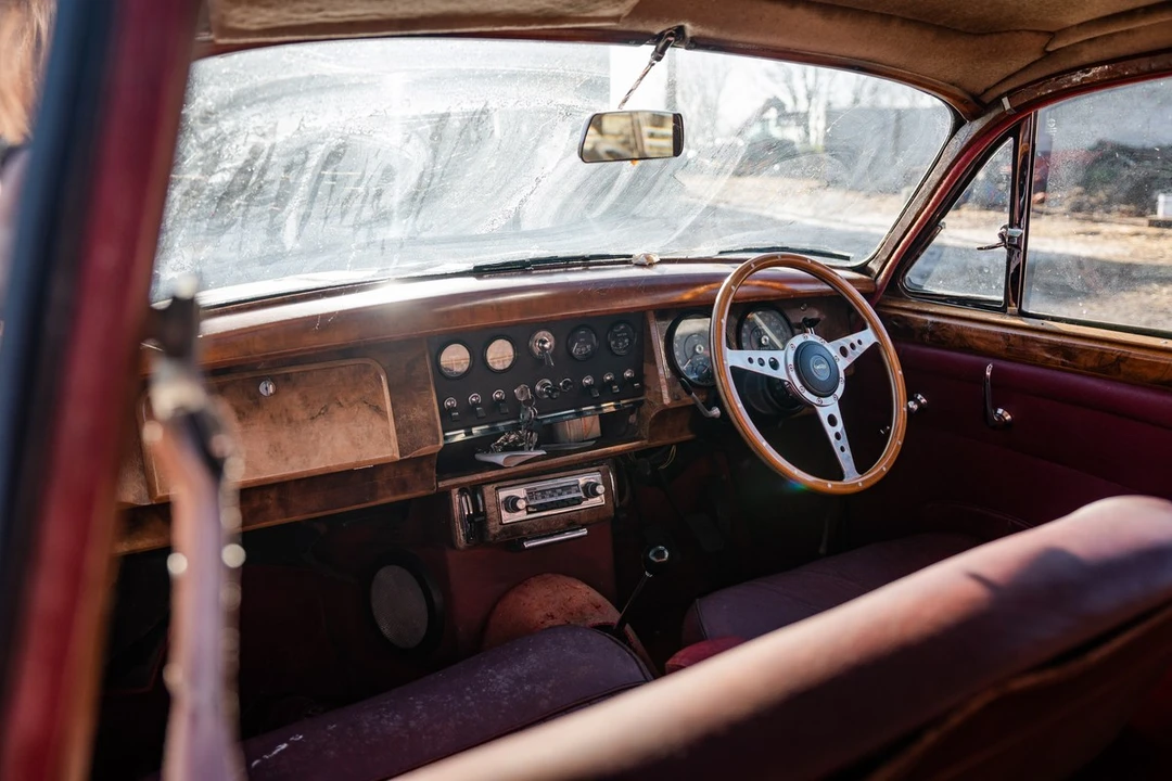 1966 Daimler - Image 26 of 30