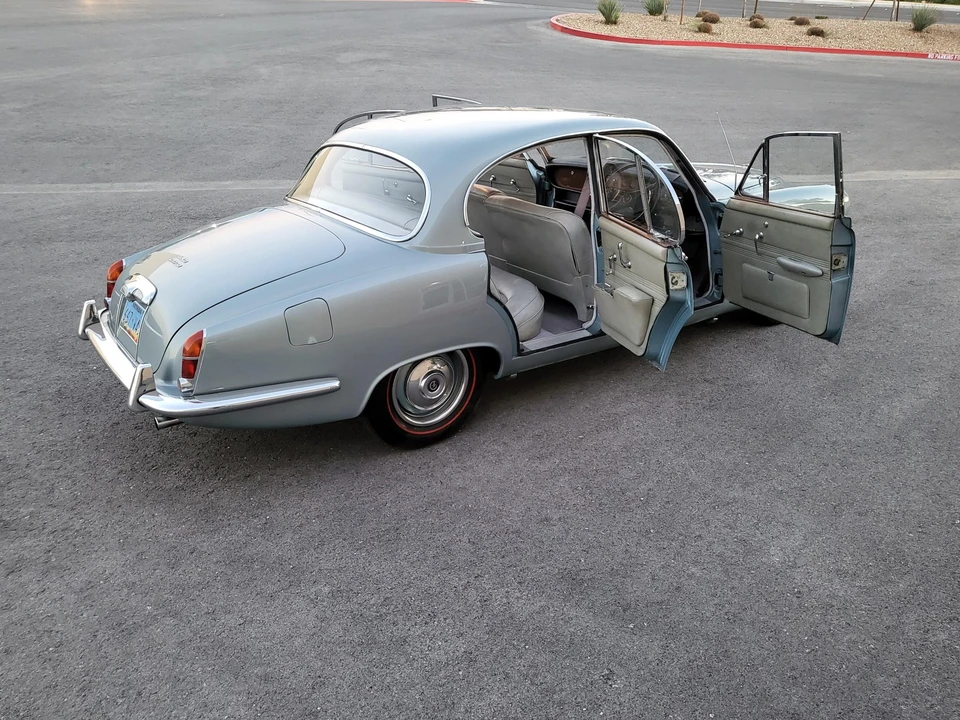 1967 Daimler - Image 27 of 31