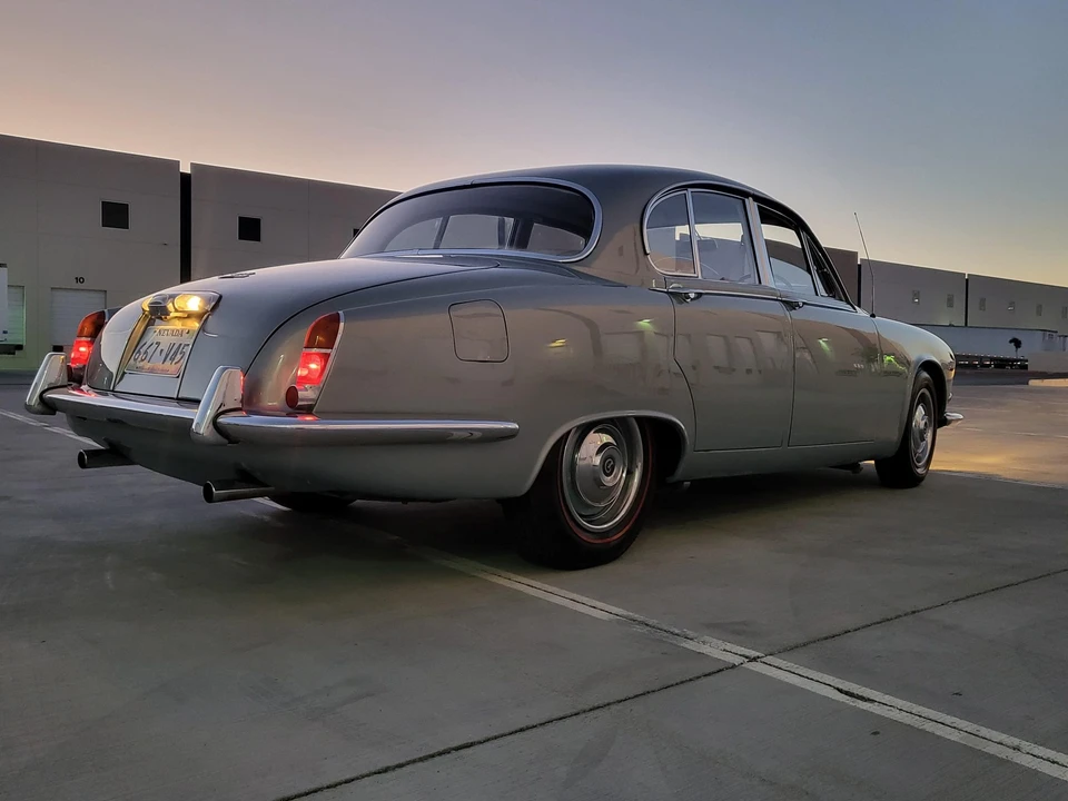 1967 Daimler - Image 17 of 31