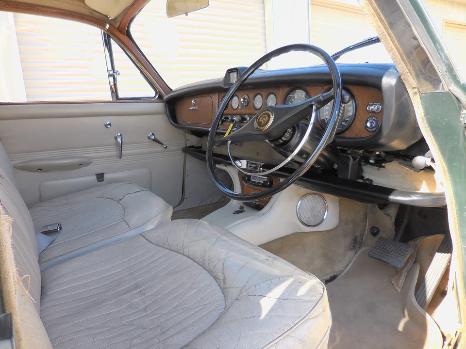 1967 Daimler - Image 18 of 31