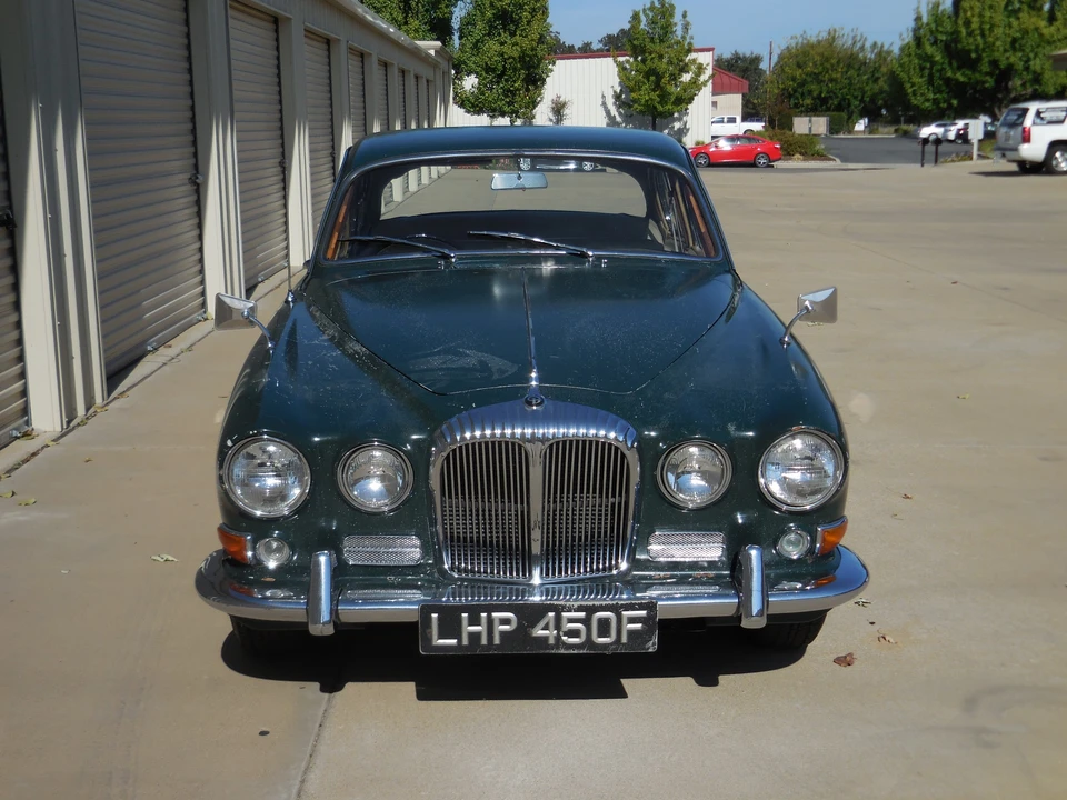 1967 Daimler - Image 7 of 31