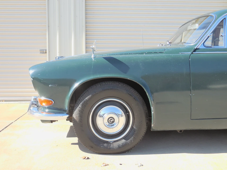 1967 Daimler - Image 4 of 31