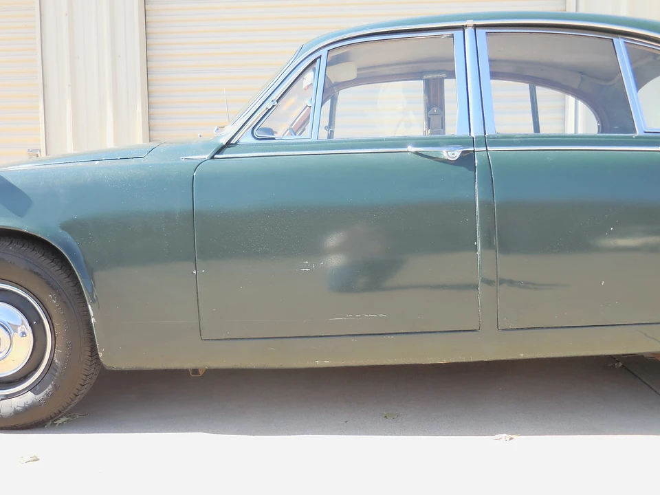 1967 Daimler - Image 5 of 31