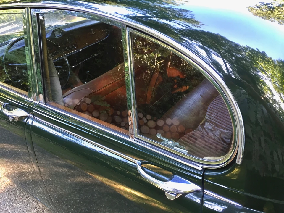 1967 Daimler - Image 14 of 31
