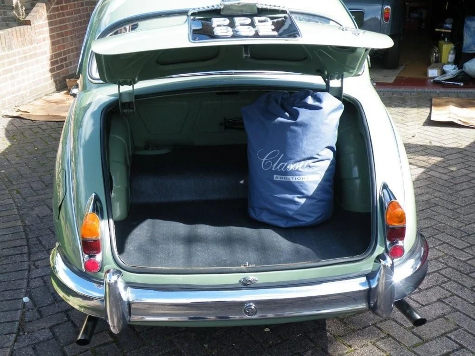 1967 Daimler - Image 6 of 9