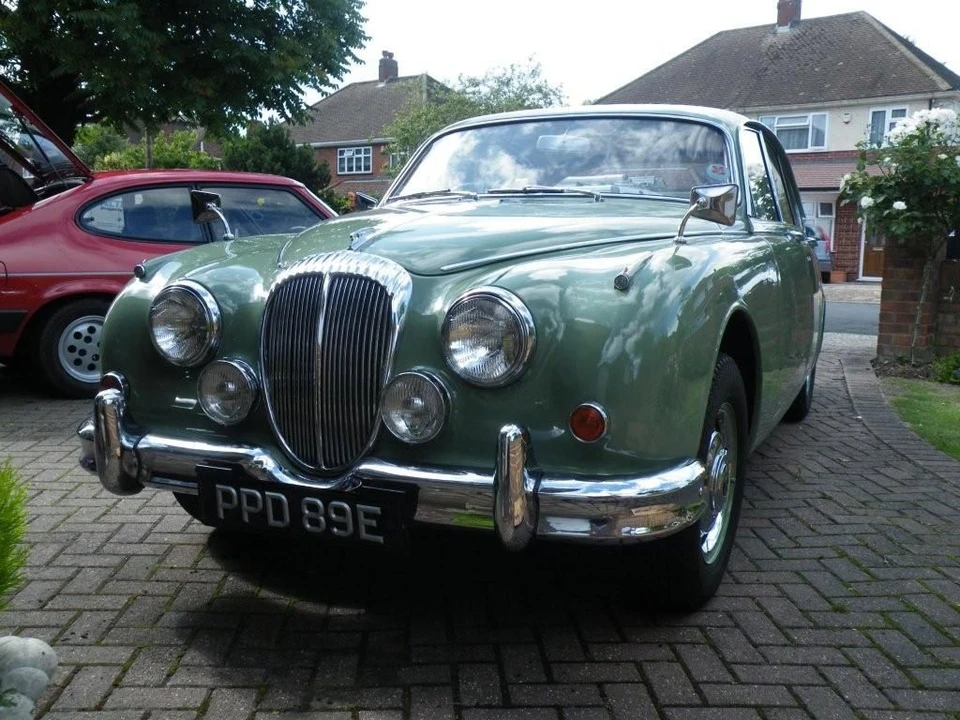 1967 Daimler - Image 8 of 9