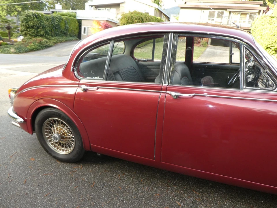1967 Daimler - Image 25 of 31
