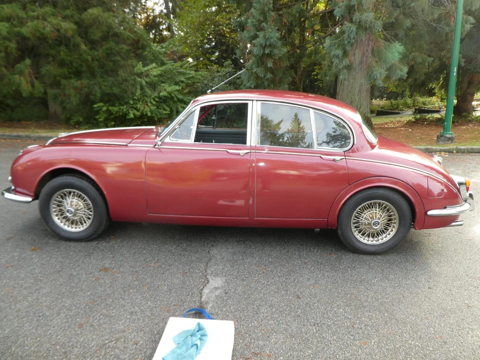 1967 Daimler - Image 15 of 31