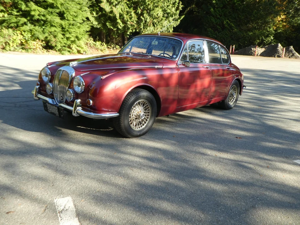1967 Daimler - Image 5 of 31