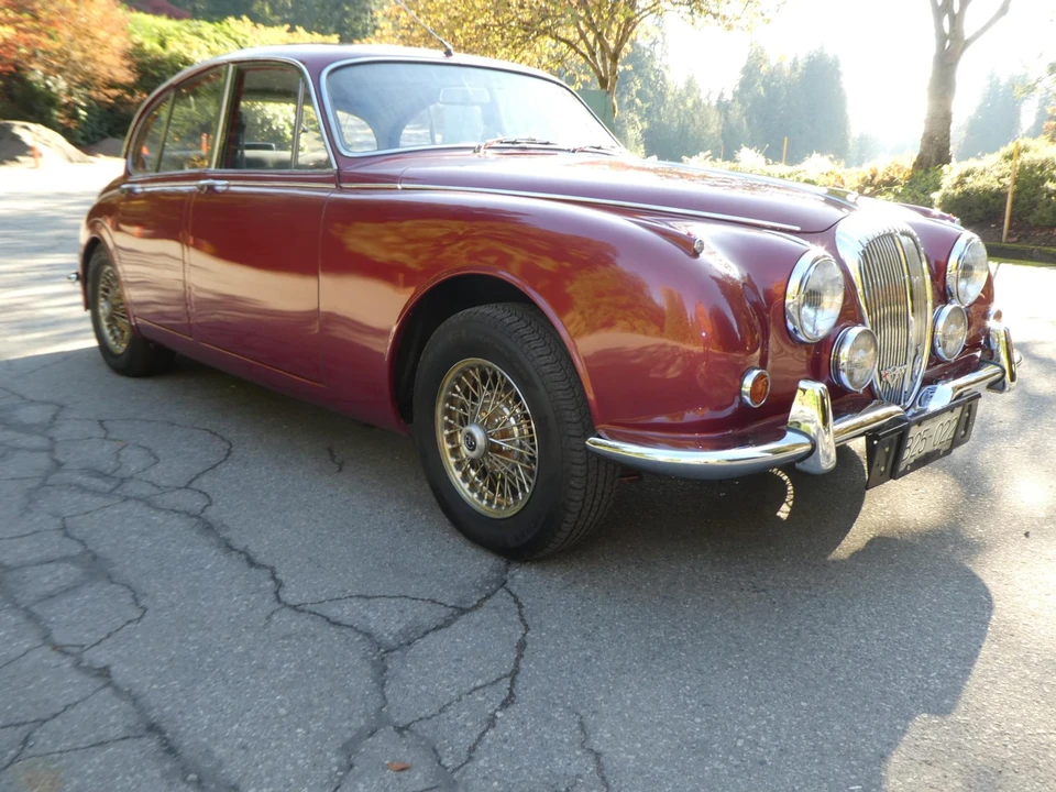 1967 Daimler - Image 10 of 31