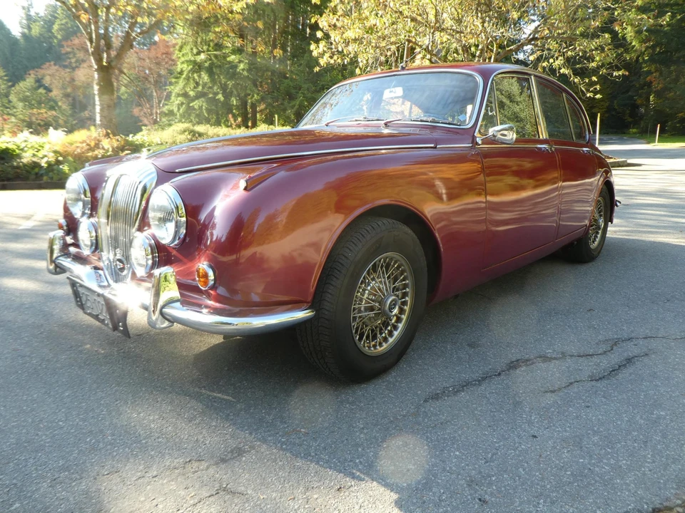 1967 Daimler - Image 4 of 31