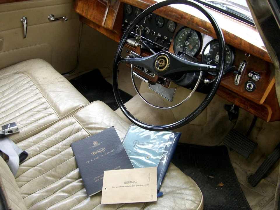 1967 Daimler - Image 4 of 5