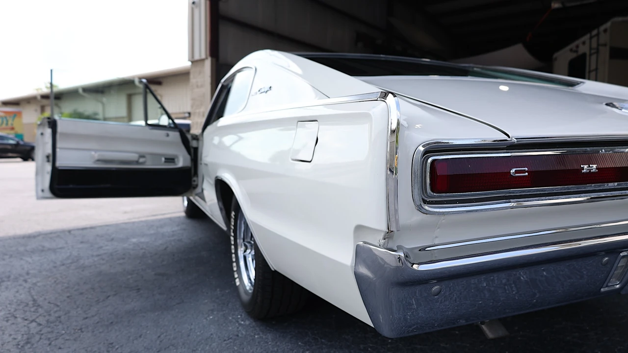 1967 Dodge Charger 1st Gen - Image 25 of 31