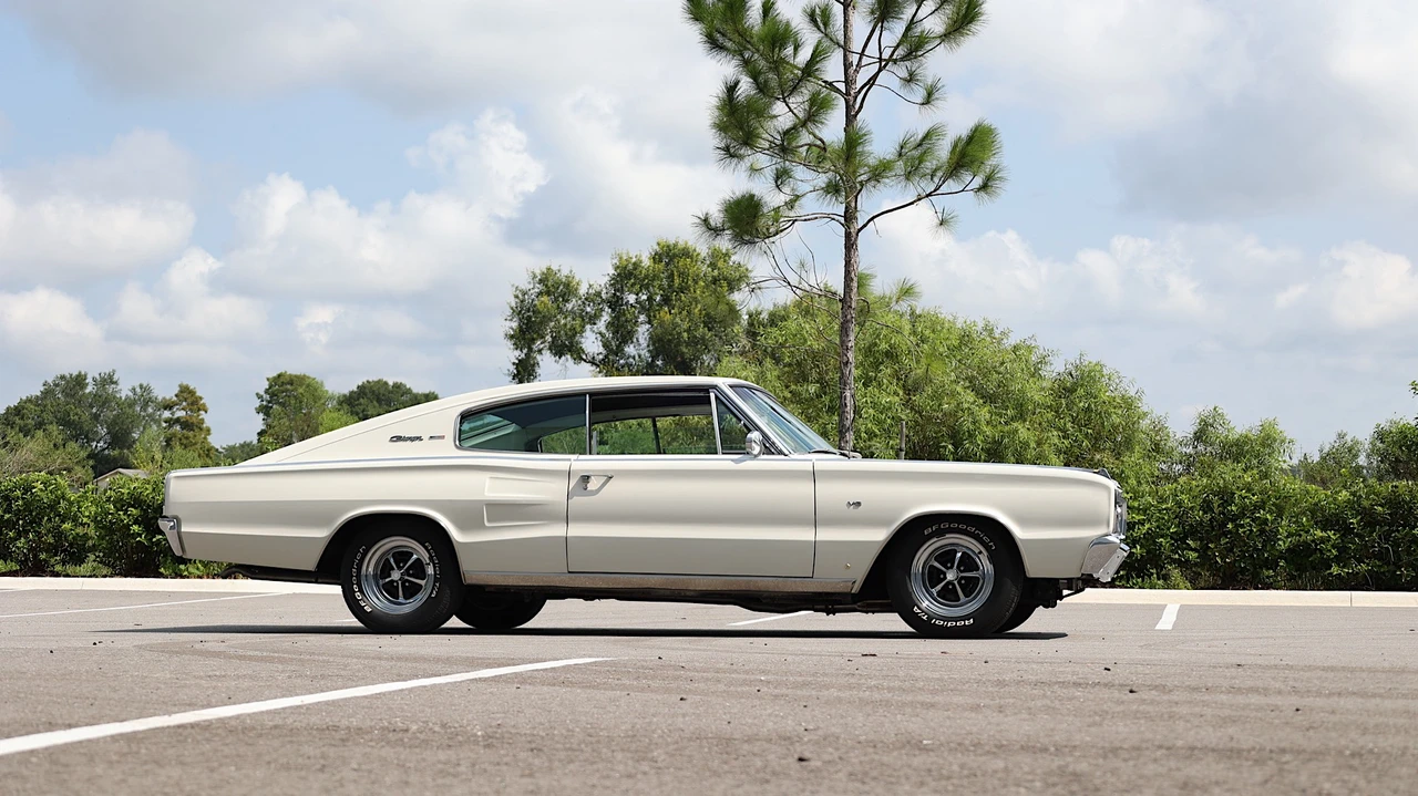 1967 Dodge Charger 1st Gen - Image 14 of 31