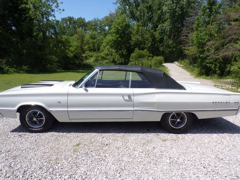 1967 Dodge Coronet 4th Gen - Image 2 of 18