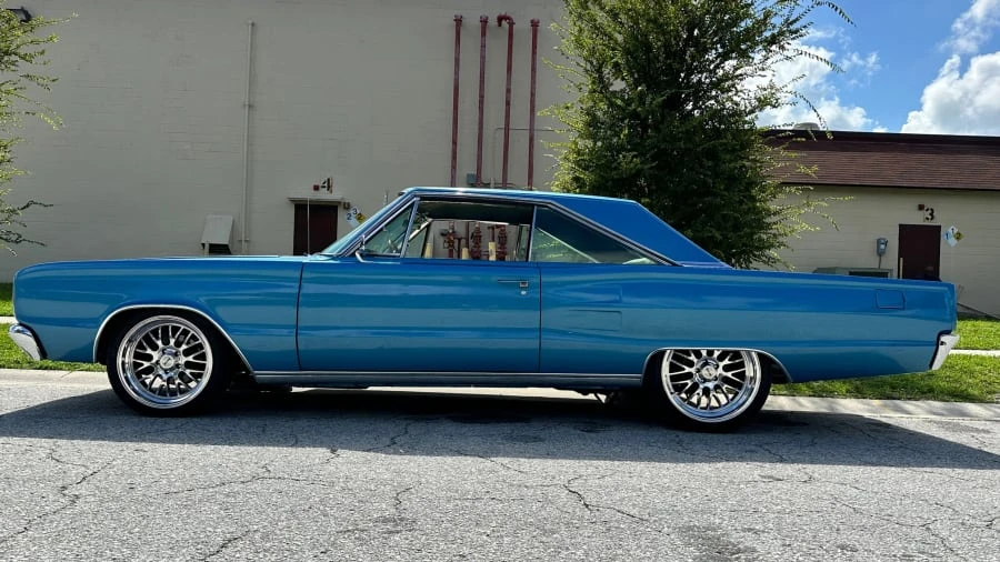 1967 Dodge Coronet 4th Gen - Image 2 of 8