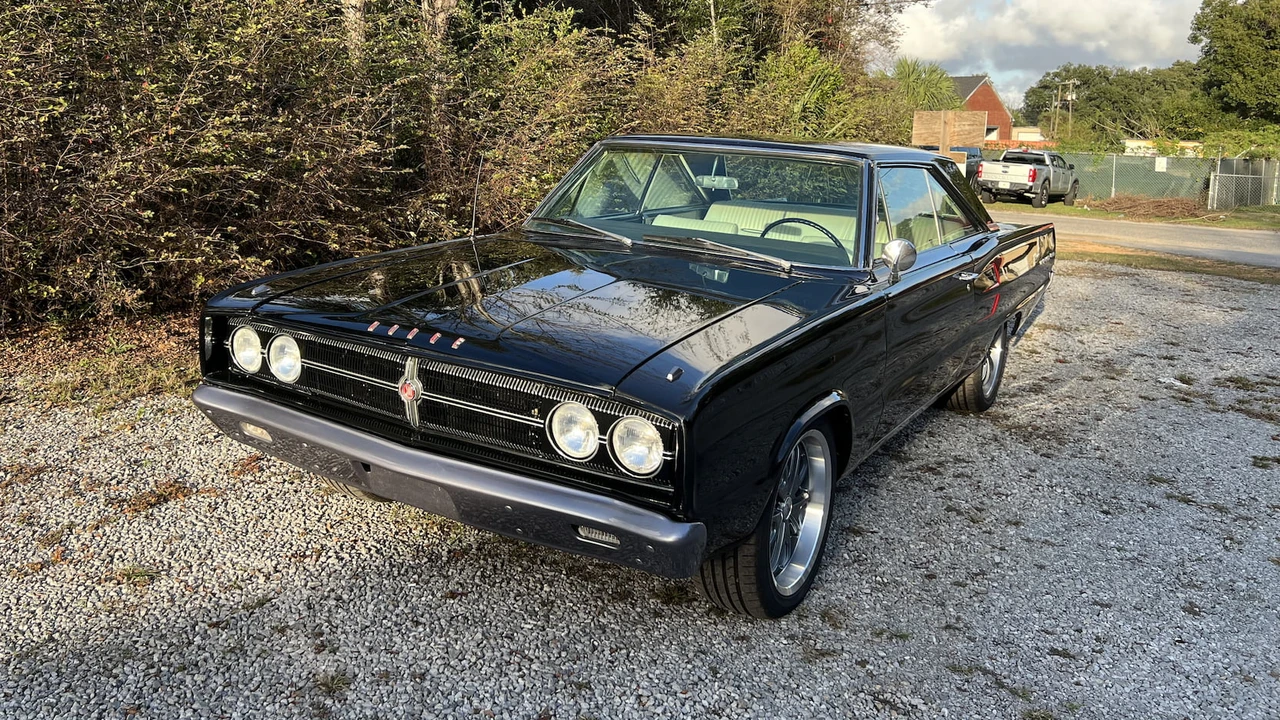 1967 Dodge Coronet 4th Gen - Image 4 of 4