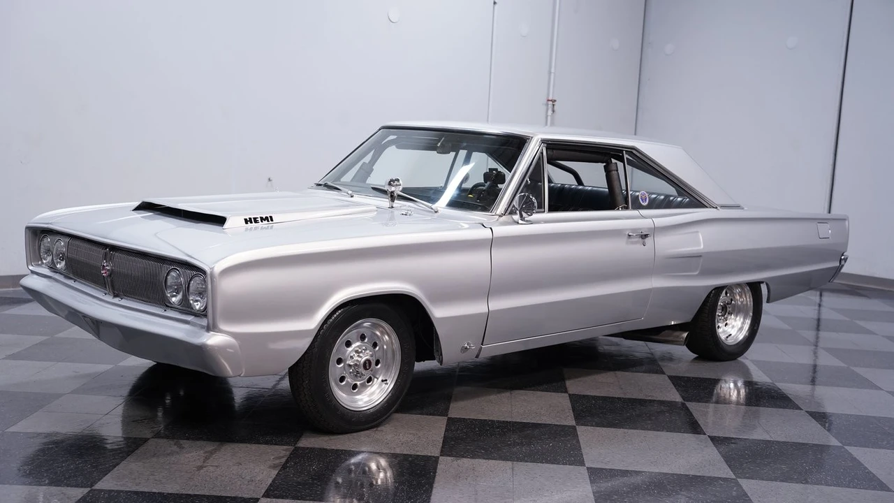 1967 Dodge Coronet 4th Gen - Image 6 of 12