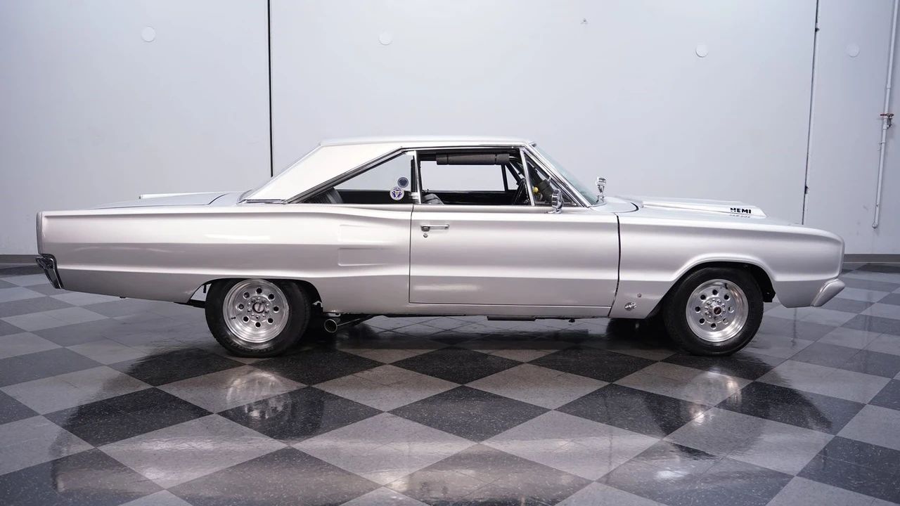 1967 Dodge Coronet 4th Gen - Image 14 of 21