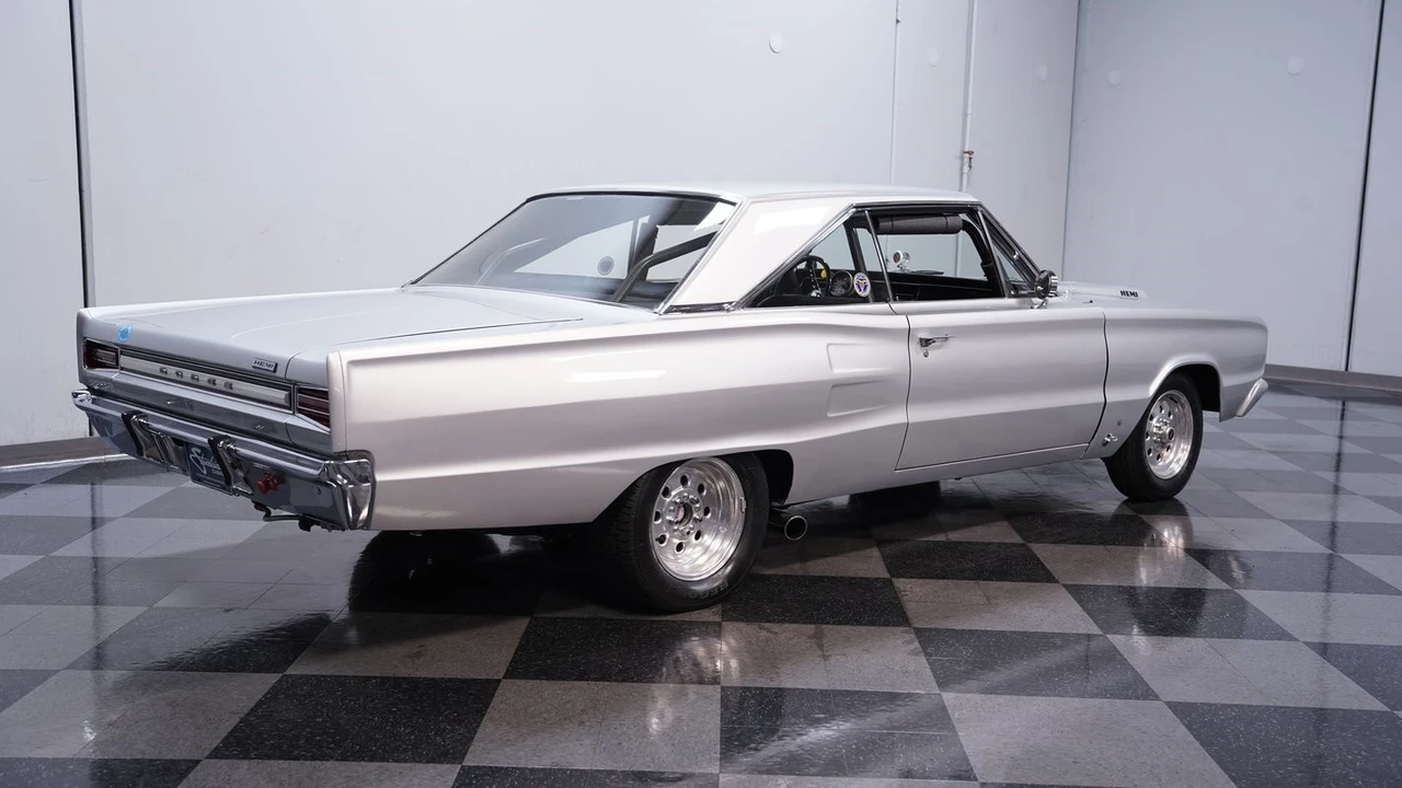 1967 Dodge Coronet 4th Gen - Image 13 of 21