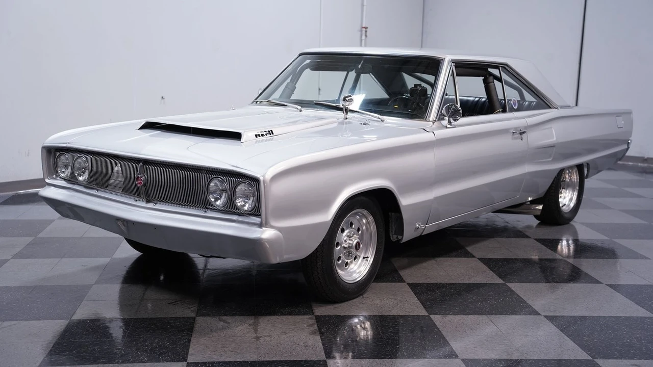 1967 Dodge Coronet 4th Gen - Image 5 of 12