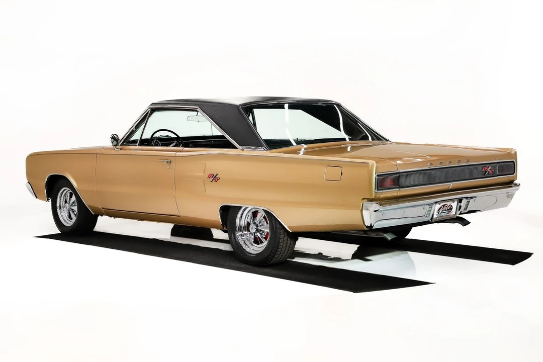 1967 Dodge Coronet - Image 7 of 31