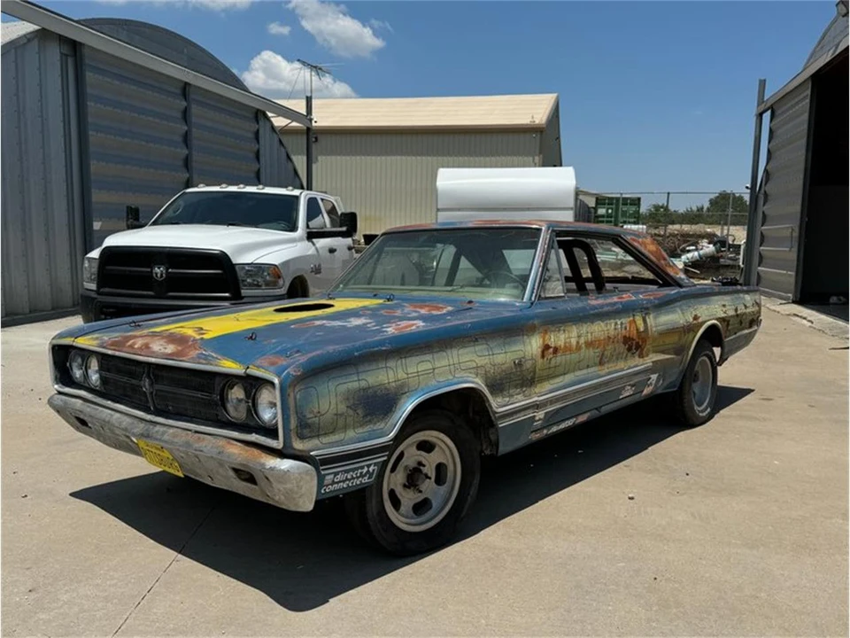 1967 Dodge Coronet 4th Gen - Image 2 of 31