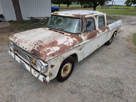 1967 Dodge D-250 Crew Cab Shortbed Pickup