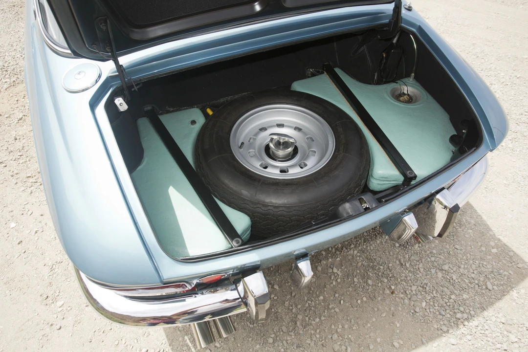1967 Ferrari 330 GTC & GTS - Image 6 of 31