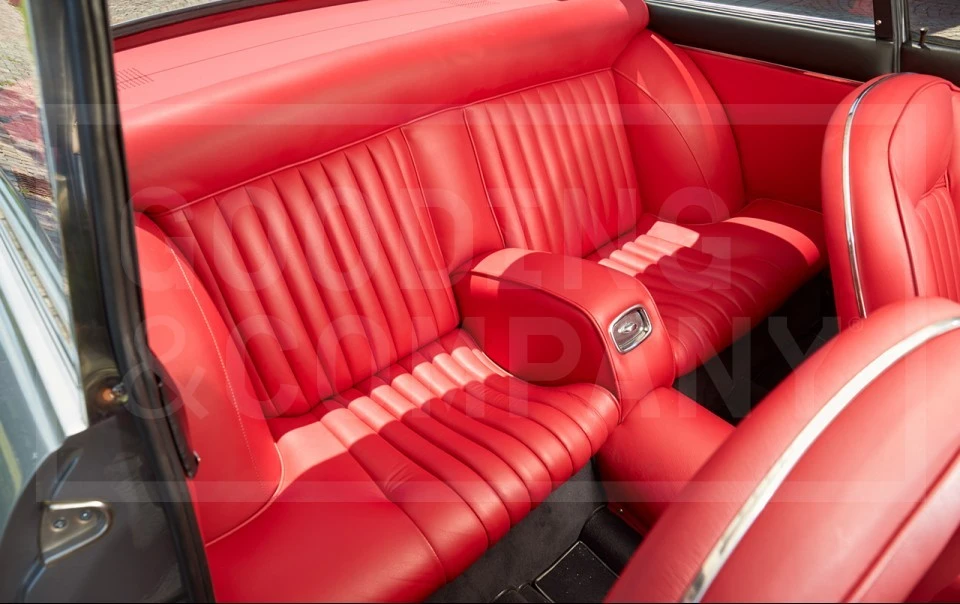 1967 Ferrari 330 GT 2+2 - Image 10 of 19