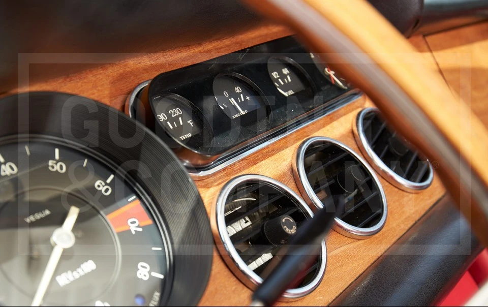 1967 Ferrari 330 GT 2+2 - Image 12 of 19