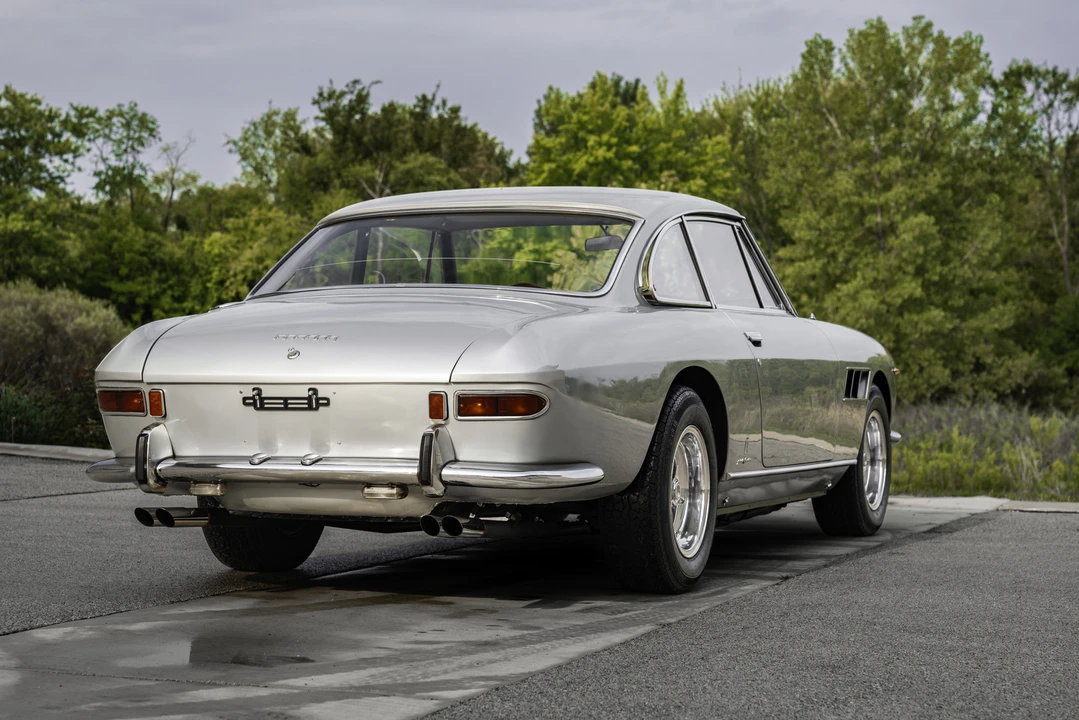 1967 Ferrari 330 GT 2+2 - Image 26 of 31